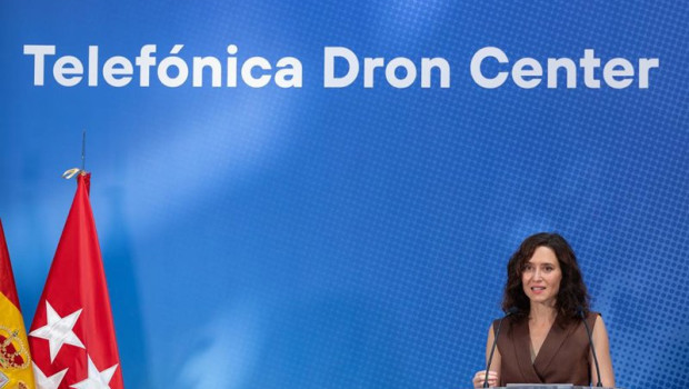ep la presidenta de la comunidad de madrid isabel diaz ayuso durante su visita a telefonica dron