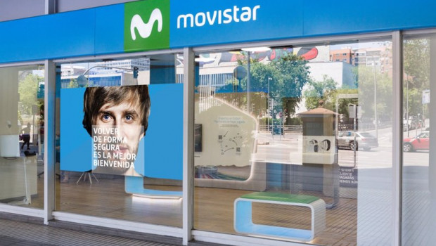 ep tienda de movistar en la calle general peron madrid