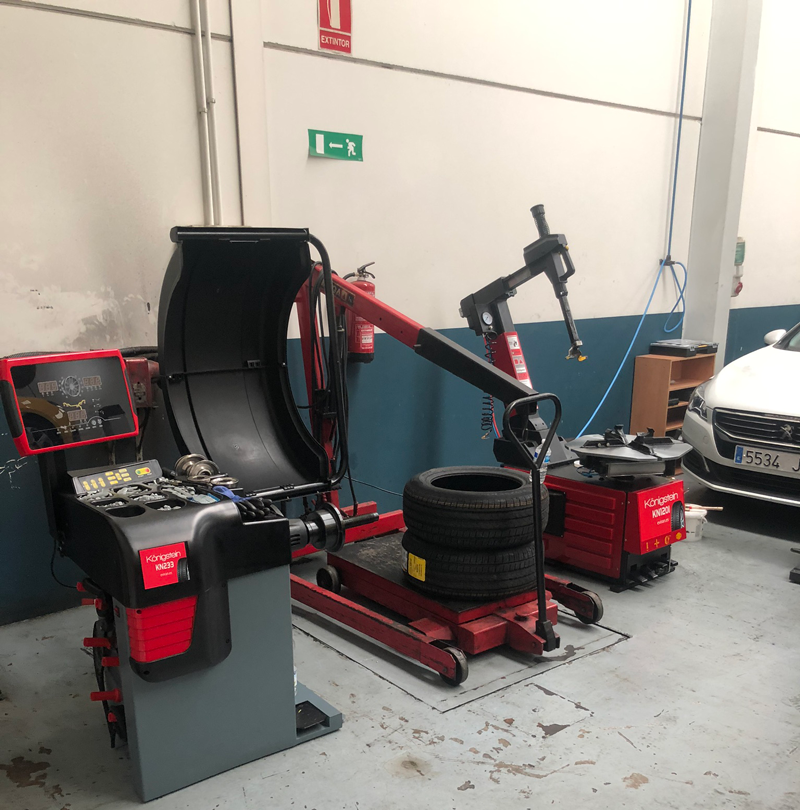 1562604658 neumatico