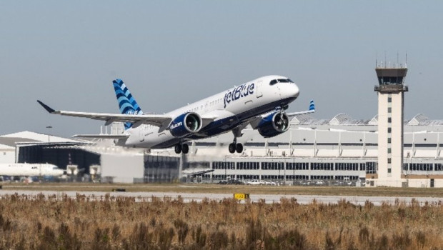 ep archivo   avion de jetblue 20250128173003