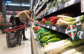 ep archivo   imagen de un supermercado de eroski