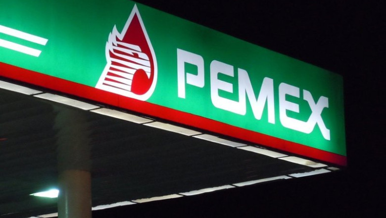ep archivo logo de petroleos mexicanos pemex en una gasolinera ep archivo logo de petroleos mexicanos pemex en una gasolinera