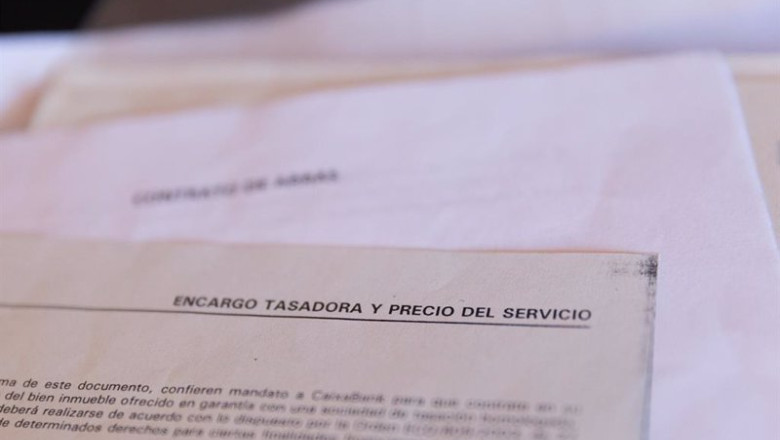Archivo - Una escritura de compraventa de una hipoteca | Eduardo Parra - Europa Press - Archivo ep archivo una escritura de compraventa de una hipoteca