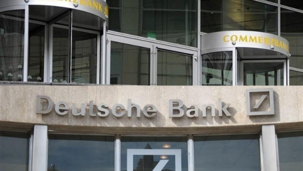 ep economiafinanzas- deutsche bank415 subebolsacommerzbank un 683