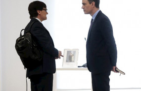ep el ministro de sanidad conversa con el presidente del gobierno pedro sanchez a su llegada al