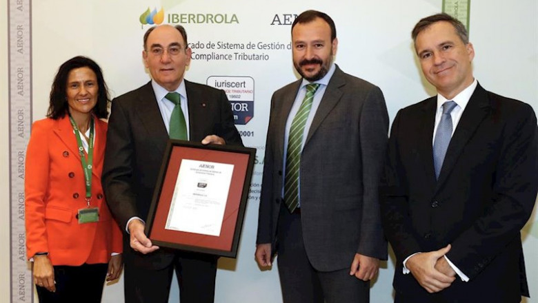 ep el presidente de iberdrola ignacio sanchez galan recibe certificado aenor compliance tributario
