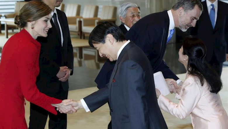 ep el rey felipe y la reina letizia saludan a naruhito c y su esposa la princesa masako d