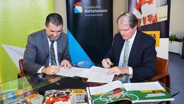 ep firmaun conveniola fundacion bertelsmanngrupo anaya