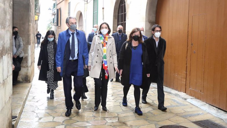 (I-D) El expresidente del Gobierno, José Luis Rodríguez Zapatero; la ministra de Industria, Comercio y Turismo, Reyes Maroto y la presidenta del Govern balear, Francina Armengol. | Isaac Buj - Europa Press ep i d el expresidente del gobierno jose luis rodriguez zapatero la ministra de industria comercio y