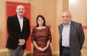 ep jose maria mazon del partido regionalista de cantabria prc con adriana lastra y rafael simancas
