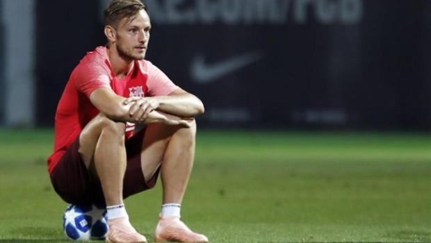 ep jugadorfc barcelona ivan rakiticun entrenamiento