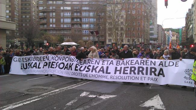 Manifestación por los presos de ETA, Sare, Enero 2016 | EUROPA PRESS ep manifestacionlos presoseta sare enero 2016