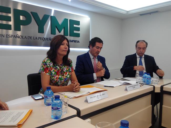 Mar España (AEPD) y Antonio Garamendi (CEPYME) | EUROPA PRESS ep mar espana aepd y antonio garamendi cepyme
