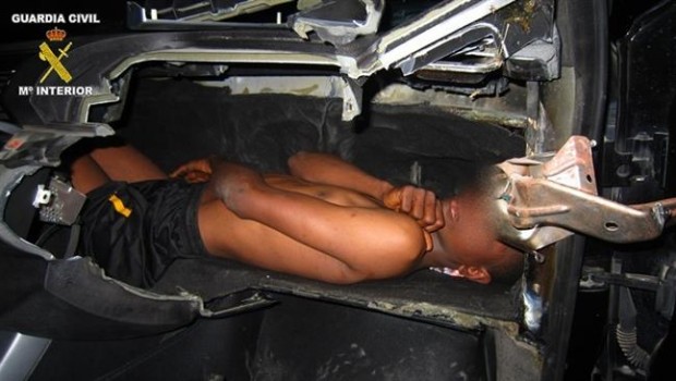 ep menor guineanoun vehiculo