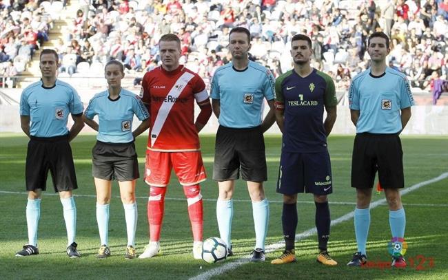 Sporting y Rayo se enfrentan en Vallecas | LALIGA ep sportingrayoenfrentanvallecas