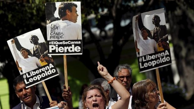 ep supporters of jailed opposition leader leopoldo lopez