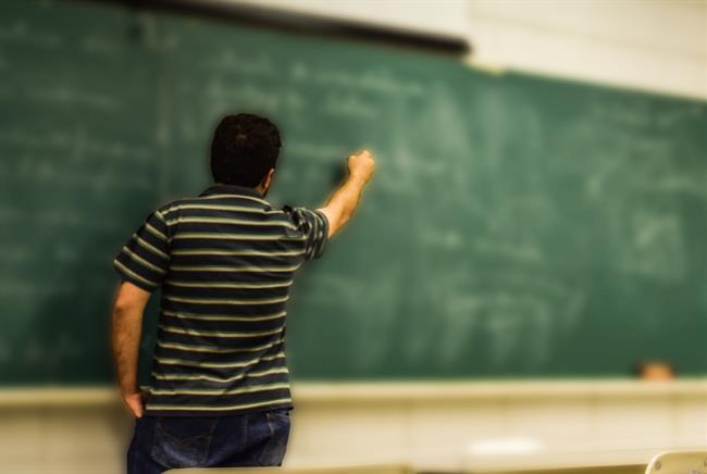 Un profesor | HOSPITAL MANISES ep un profesor
