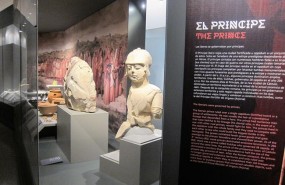 ep vitrinala exposicion temporalmuseo iberojaen