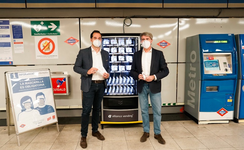 Madrid instalará en el Metro máquinas de venta de mascarillas e hidrogel