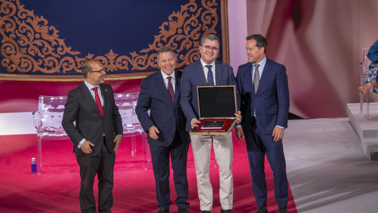 cosital clm ha recibido la placa al mrito regional en el da de castilla la mancha 2 