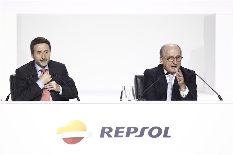 Repsol pospone su plan estratégico por el Covid y mantiene su dividendo en 2020
