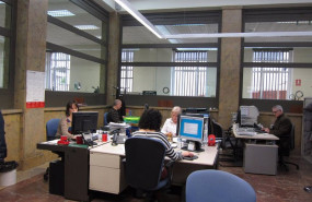 ep archivo   funcionarios trabajando en la rioja