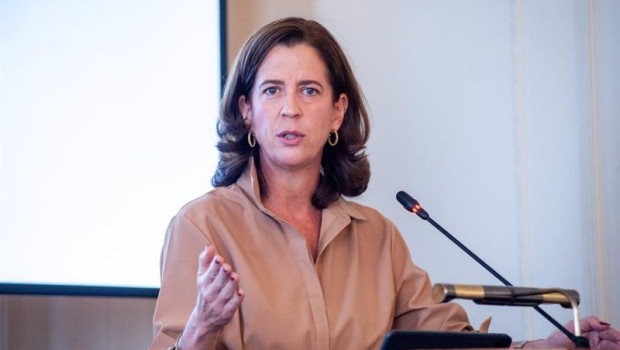 ep archivo   la presidenta de la aeb alejandra kindelan en los cursos de verano de la apie en la