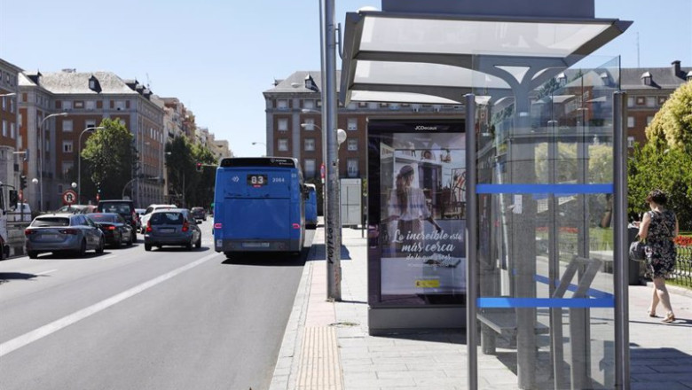 ep archivo un autobus urbano de la emt circula por las inmediaciones del intercambiador de moncloa ep archivo un autobus urbano de la emt circula por las inmediaciones del intercambiador de moncloa