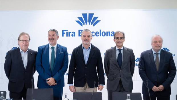 ep el alcalde de barcelona jaume collboni el conseller de empresa y trabajo miquel smper el