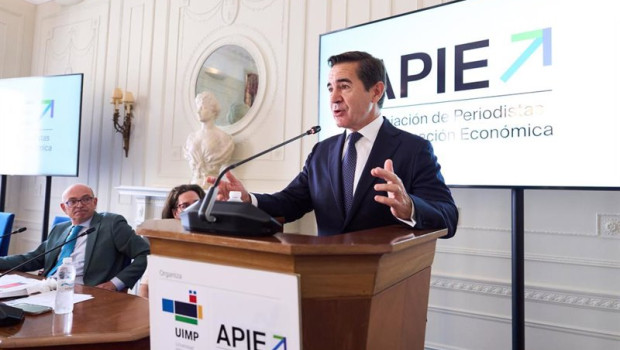 ep el presidente del bbva carlos torres vila inaugura el seminario de apie asociacion de periodistas