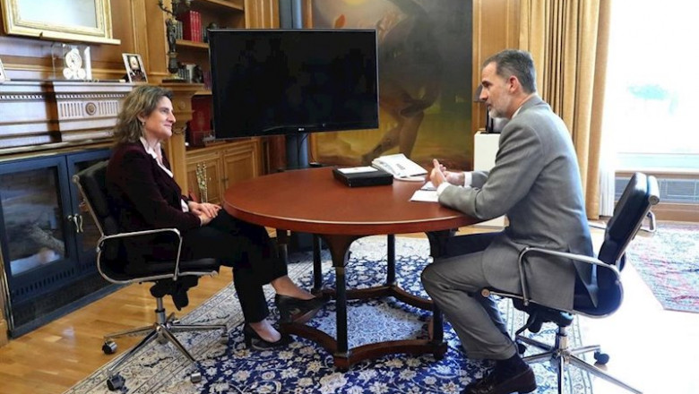 El Rey recibe a la vicepresidenta cuarta del Gobierno, Teresa Ribera, para analizar el impacto de la pandemia de Covid-19 | CASA DEL REY ep el rey recibe a la vicepresidenta cuarta del gobierno teresa ribera para analizar el impacto de