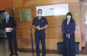ep el vicepresidente segundo de la xunta francisco conde el director del centro de psa en vigo