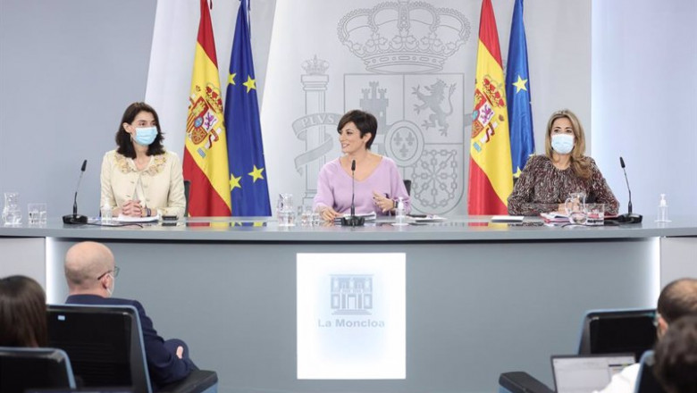 (I-D) La ministra de Justicia, Pilar Llop; la ministra de Política Territorial y portavoz del Gobierno, Isabel Rodríguez; y la ministra de Transportes, Movilidad y Agenda Urbana, Raquel Sánchez. | EUROPA PRESS/E. Parra. POOL - Europa Press ep i d la ministra de justicia pilar llop la ministra de politica territorial y portavoz del