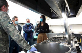 ep la vicealcaldesa de madrid begona villacis acude junto a pepe aniorte al ceip costa rica en