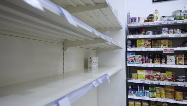 ep los supermercados sufren un desabastecimiento de productos de primera necesidad por la protesta