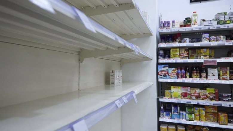 ep los supermercados sufren un desabastecimiento de productos de primera necesidad por la protesta