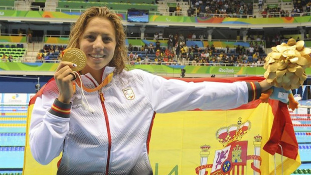 ep nuria marques con su medalla de oro en los juegos de rio de janeiro