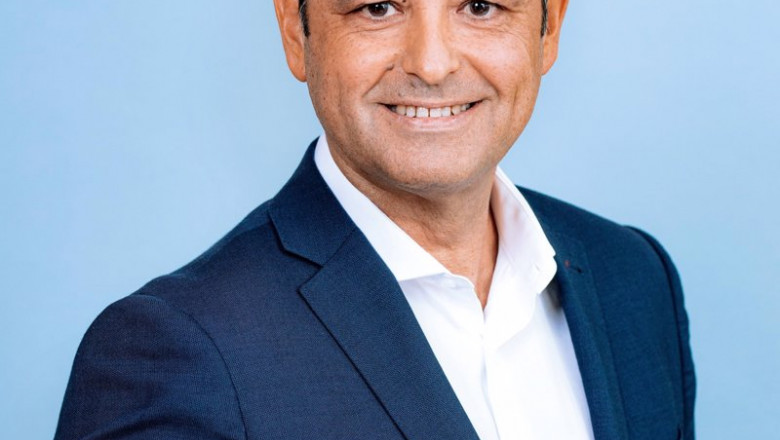 ep rafael gasset nuevo co-ceo de metro ag durante su gobierno de transicion
