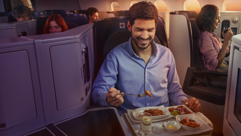 10 foto hombre comiendo 10 foto hombre comiendo