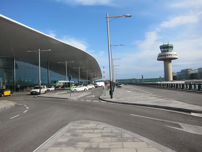 Aeropuerto de El Prat de Barcelona. | Europa Press - Archivo ep aeropuerto dpratbarcelona terminal 1