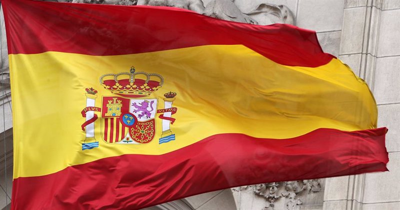 https://img2.s3wfg.com/web/img/images_uploaded/4/f/ep_archivo_-_bandera_de_espana_20231025135403.jpg