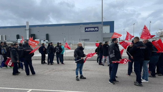 ep archivo   paros en la contrata de mantenimiento de la maquinaria de airbus illescas