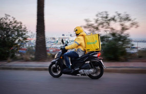 ep archivo   un trabajador de glovo
