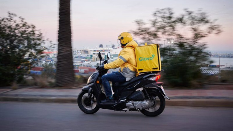 ep archivo un trabajador de glovo ep archivo un trabajador de glovo