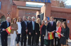 ep cargos del pp visitan la jefatura de policia en madrid ana pastor pablo monteisnos valentina