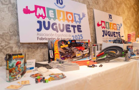 ep cartel de la asociacion espanola de fabricantes de juguetes aefj