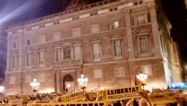 ep concentracionla plaza sant jaumebarcelona