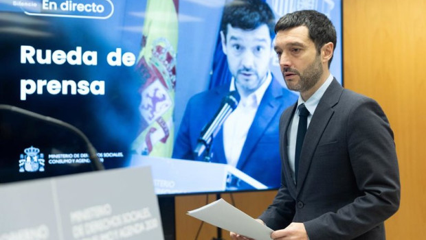 ep el ministro de derechos sociales consumo y agenda 2030 pablo bustinduy a su llegada a una rueda ep el ministro de derechos sociales consumo y agenda 2030 pablo bustinduy a su llegada a una rueda