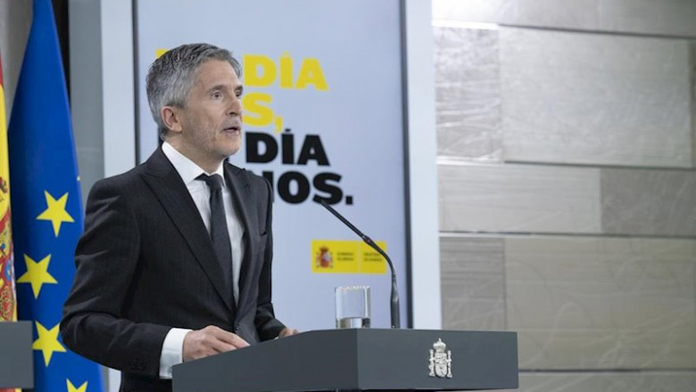 ep el ministro de interior fernando grande-marlaska comparece ante los medios para informar de las ep el ministro de interior fernando grande-marlaska comparece ante los medios para informar de las