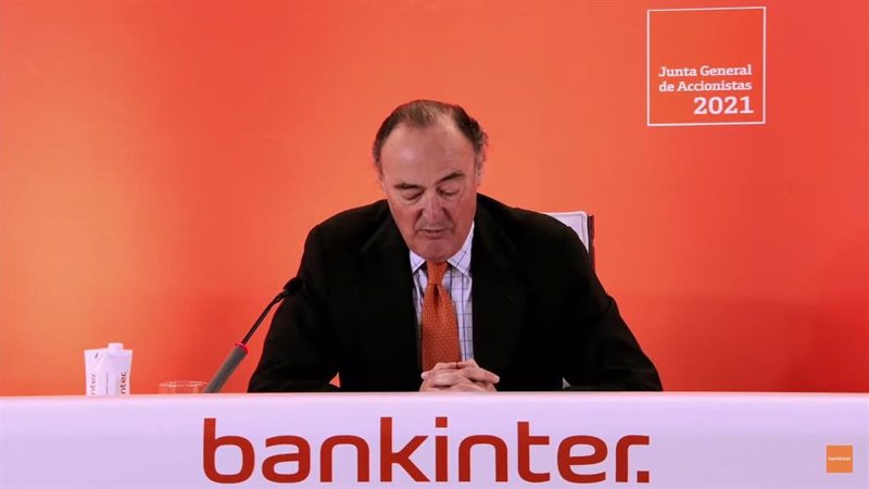Guerrero (Bankinter) ve un entorno difícil, pero ensalza la validez del banco tradicional
